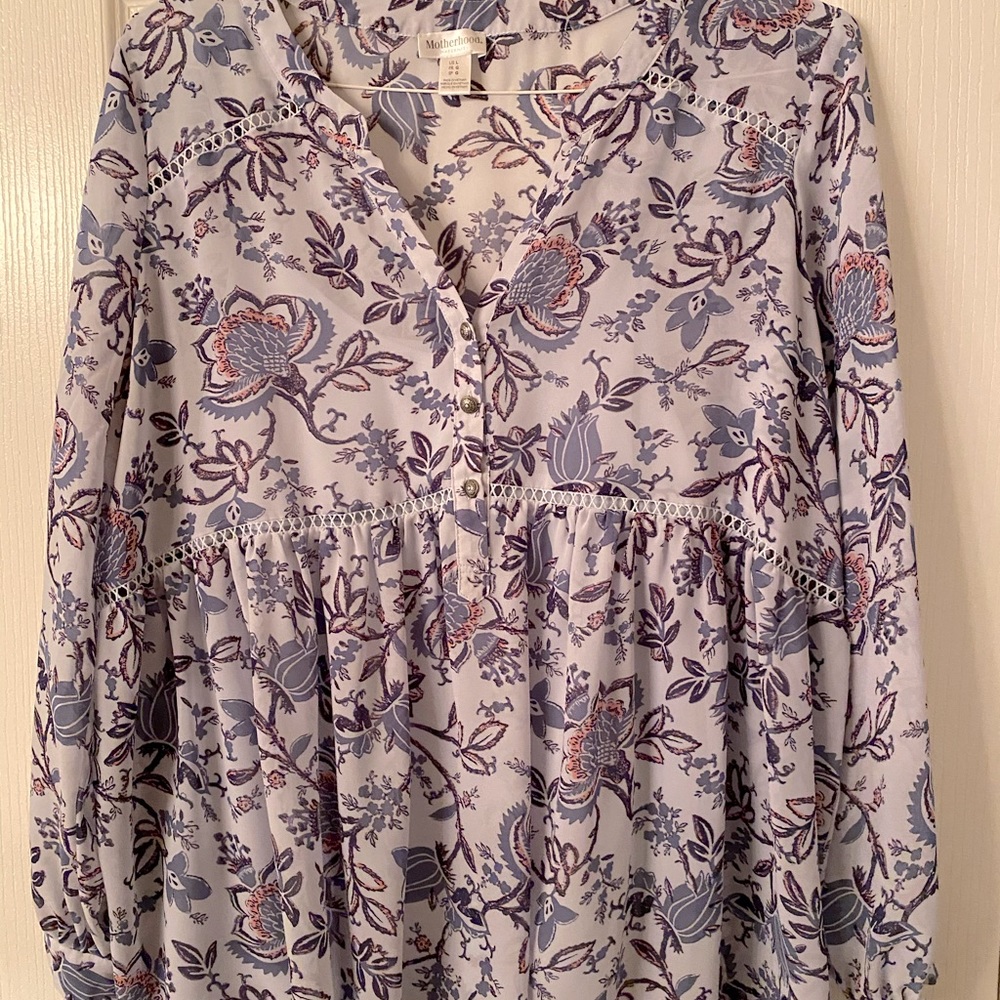 Beautiful blue top with under camisole